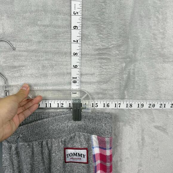 Tommy Hilfiger Gray Jogger Sweatpants Women Size L Plaid Stripe Lounge Pant Soft - Picture 8 of 8